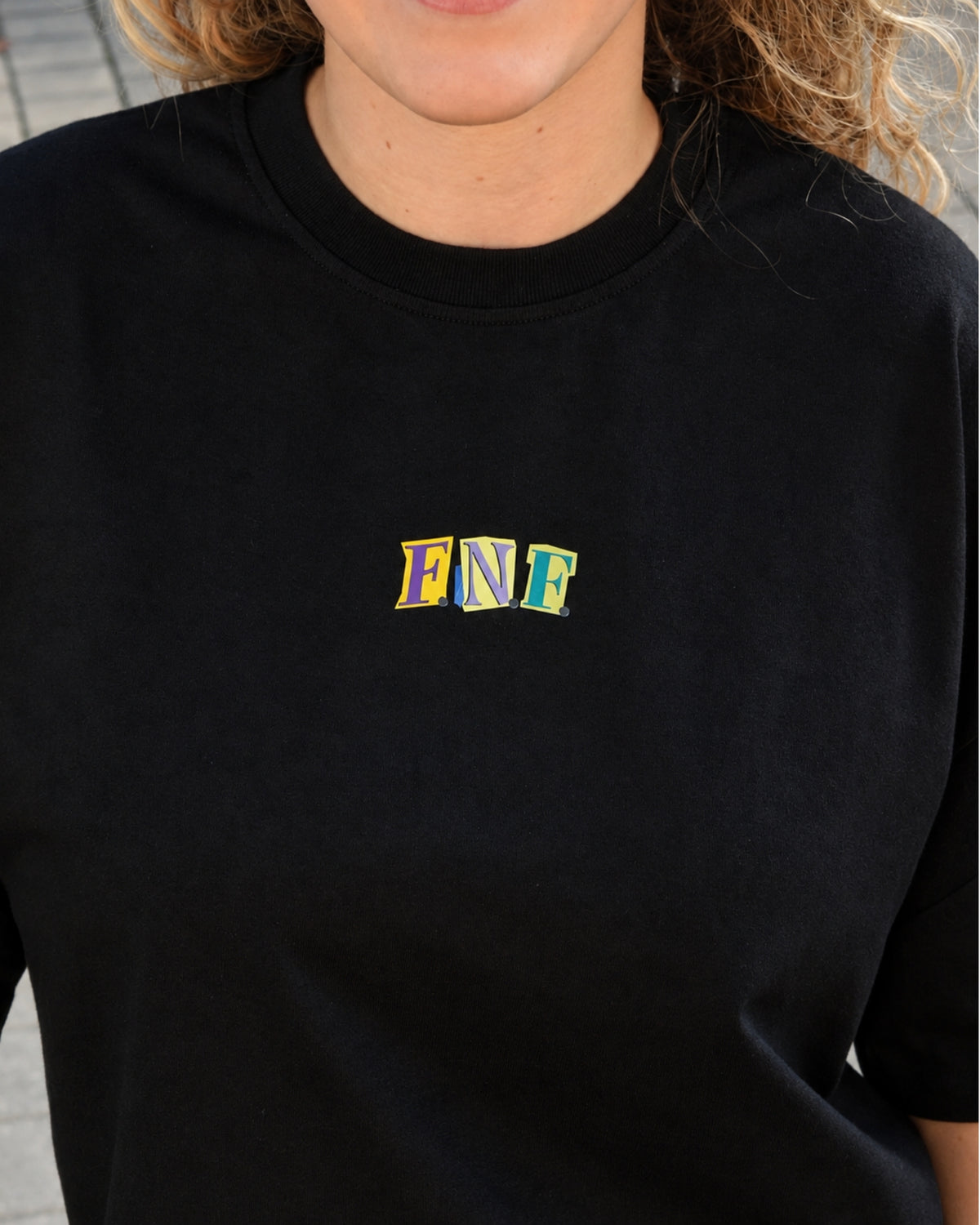 'FRIENDS NOT FOOD Letters' - Organic Oversize Shirt